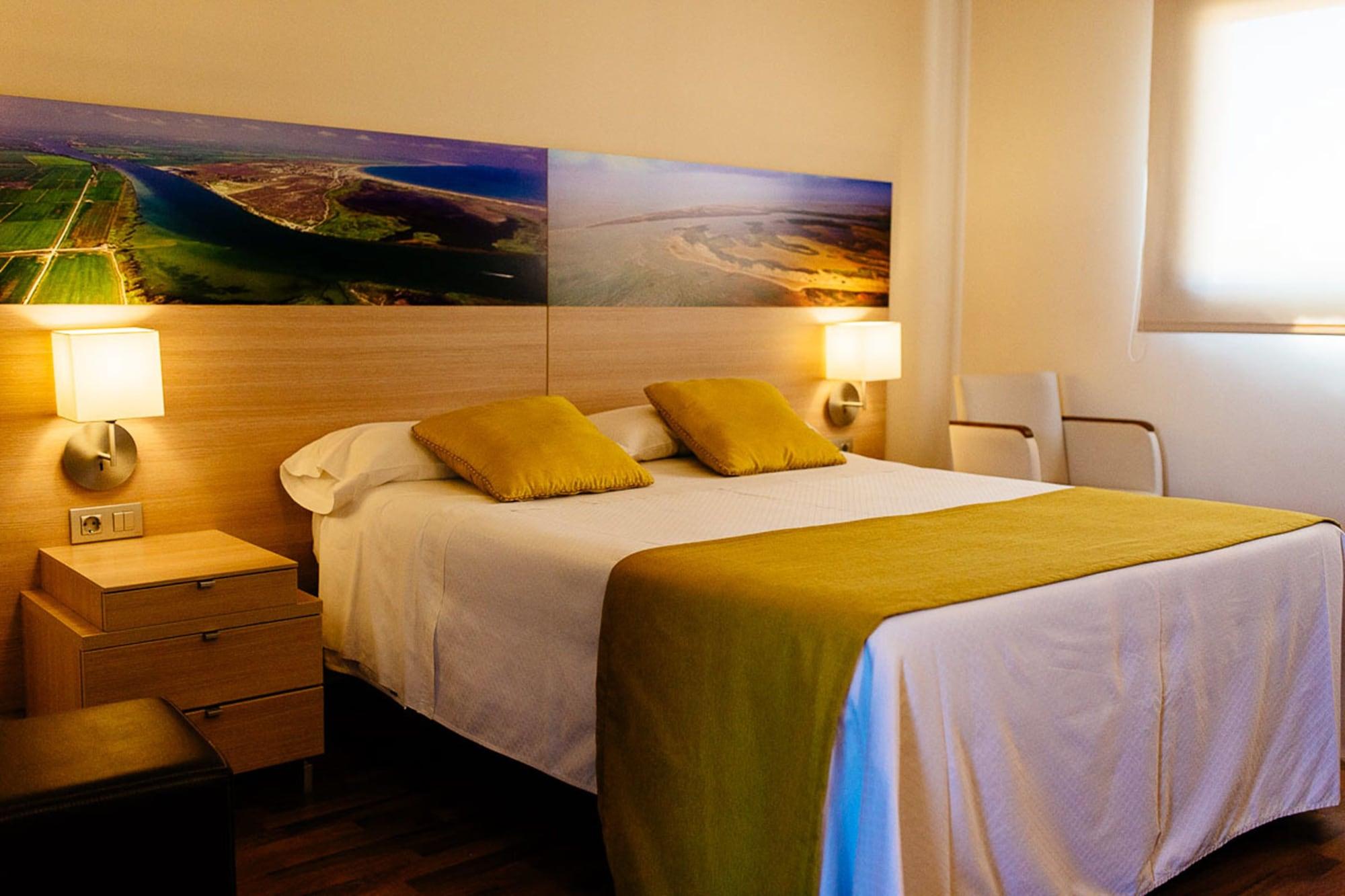 Hotel L'Algadir Del Delta El Poble Nou del Delta Bagian luar foto