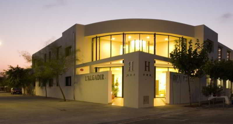 Hotel L'Algadir Del Delta El Poble Nou del Delta Bagian luar foto
